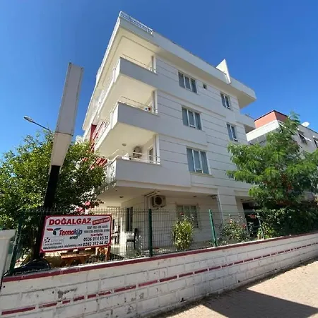 Nurer Apart Ξενοδοχείο με διαμερίσματα Αττάλεια